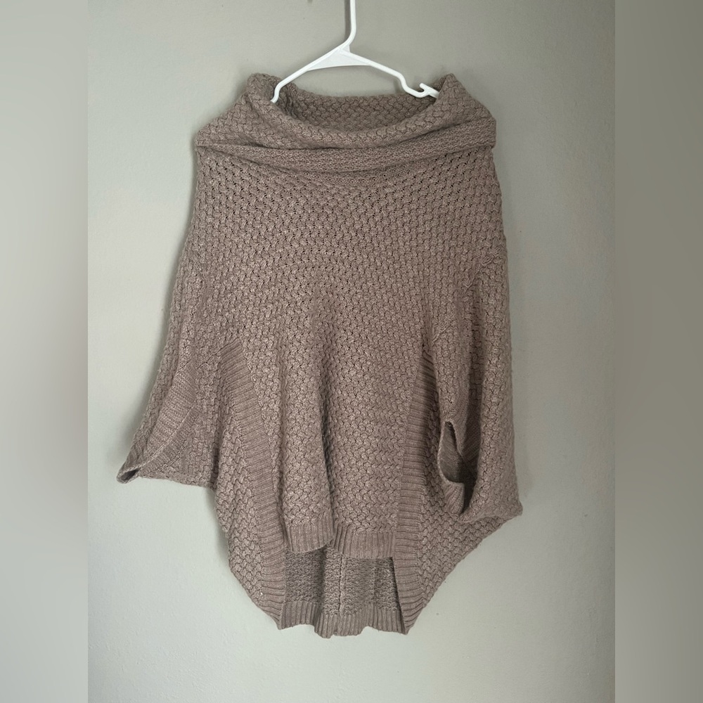 Tan Poncho